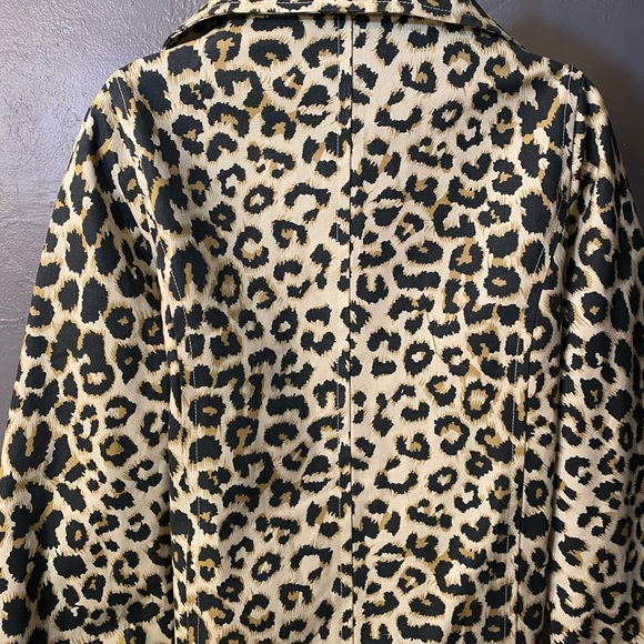 PRIORITIES Leopard Print Jacket - Picture 2 of 16